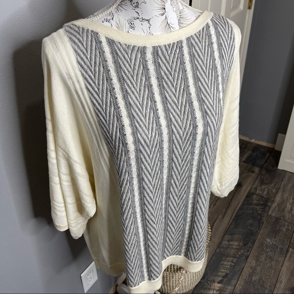 sparrow Tops - Anthropologie Sparrow Knit Sweater Herringbone Women’s SZ Large Ivory Gray